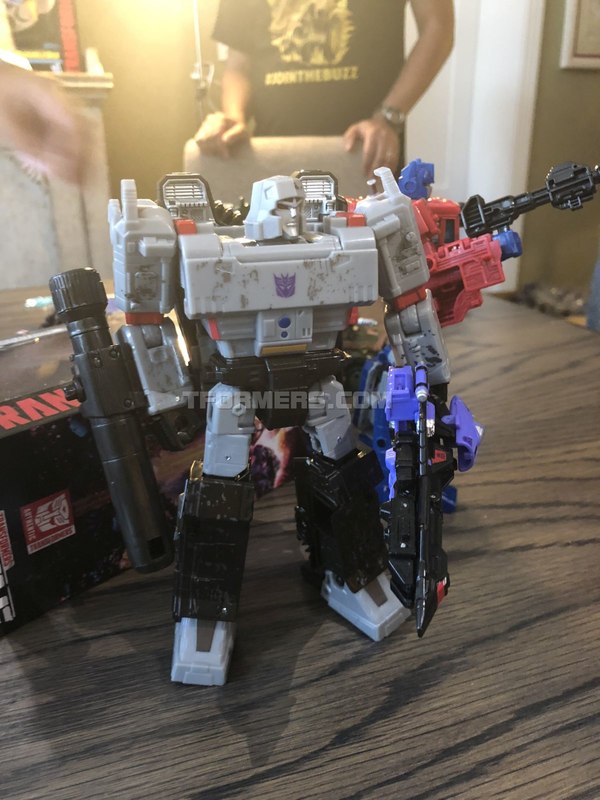 Transformers Siege War For Cybertron Preview Wave 1  (73 of 103)